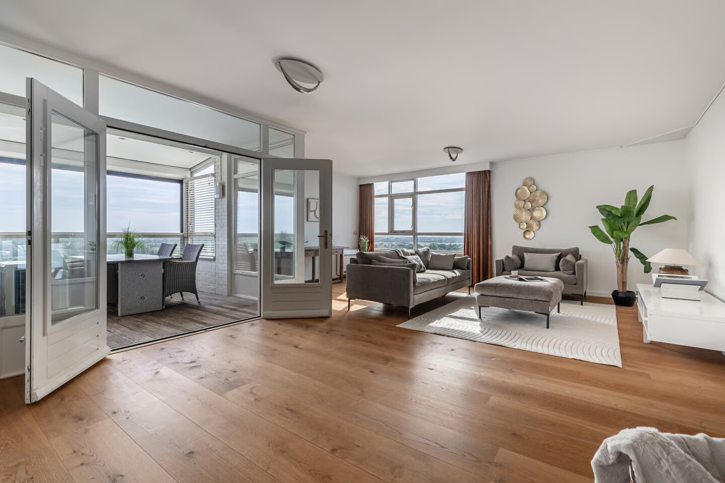 Appartement te koop: vergiliuslaan 122, 'S-Hertogenbosch
