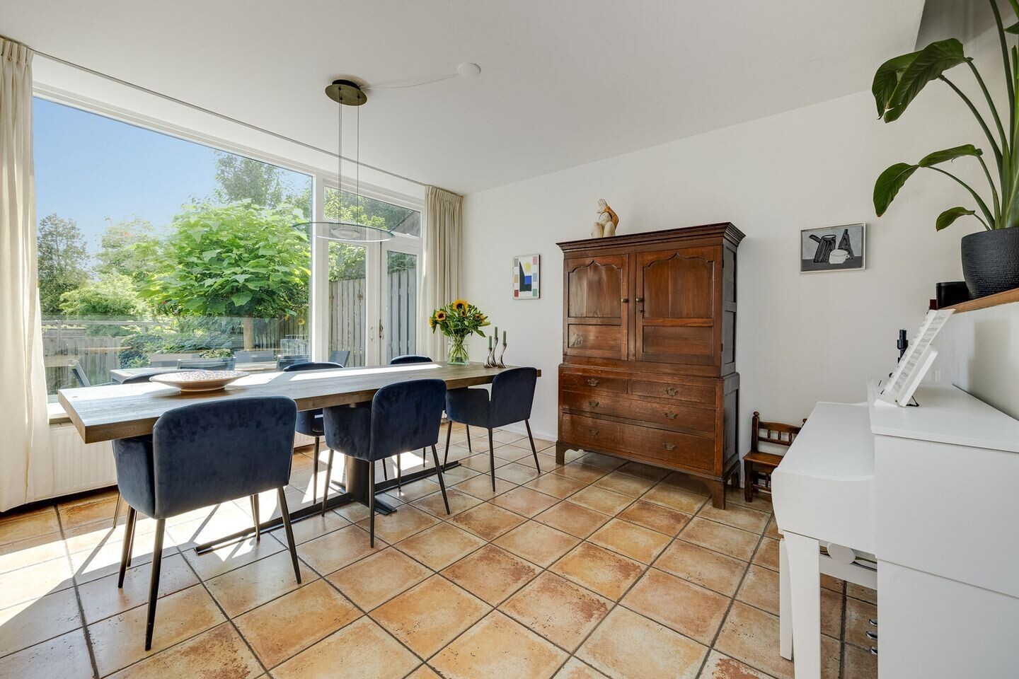 Tussenwoning te koop: Sweelinckplein 8, 'S-Hertogenbosch