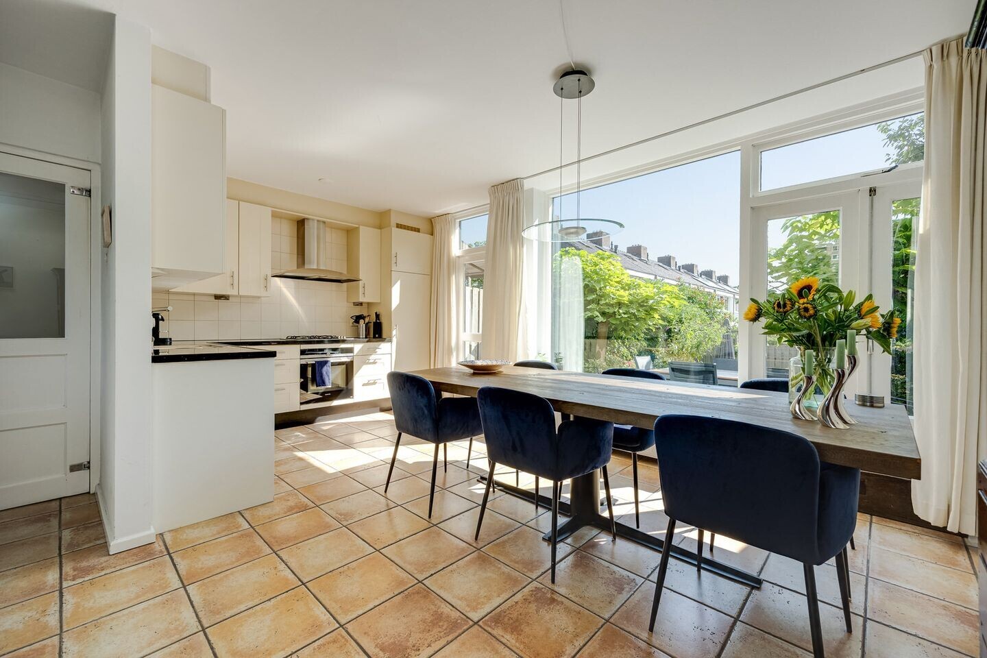 Tussenwoning te koop: Sweelinckplein 8, 'S-Hertogenbosch