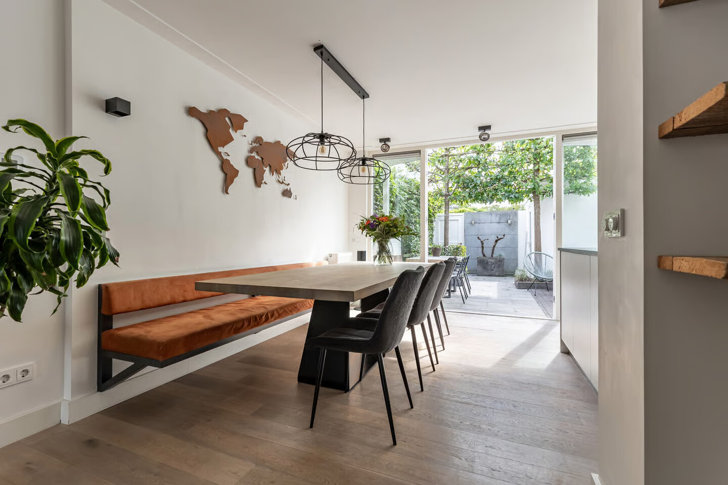 Hoekwoning te koop: mozartsingel 93, 'S-Hertogenbosch