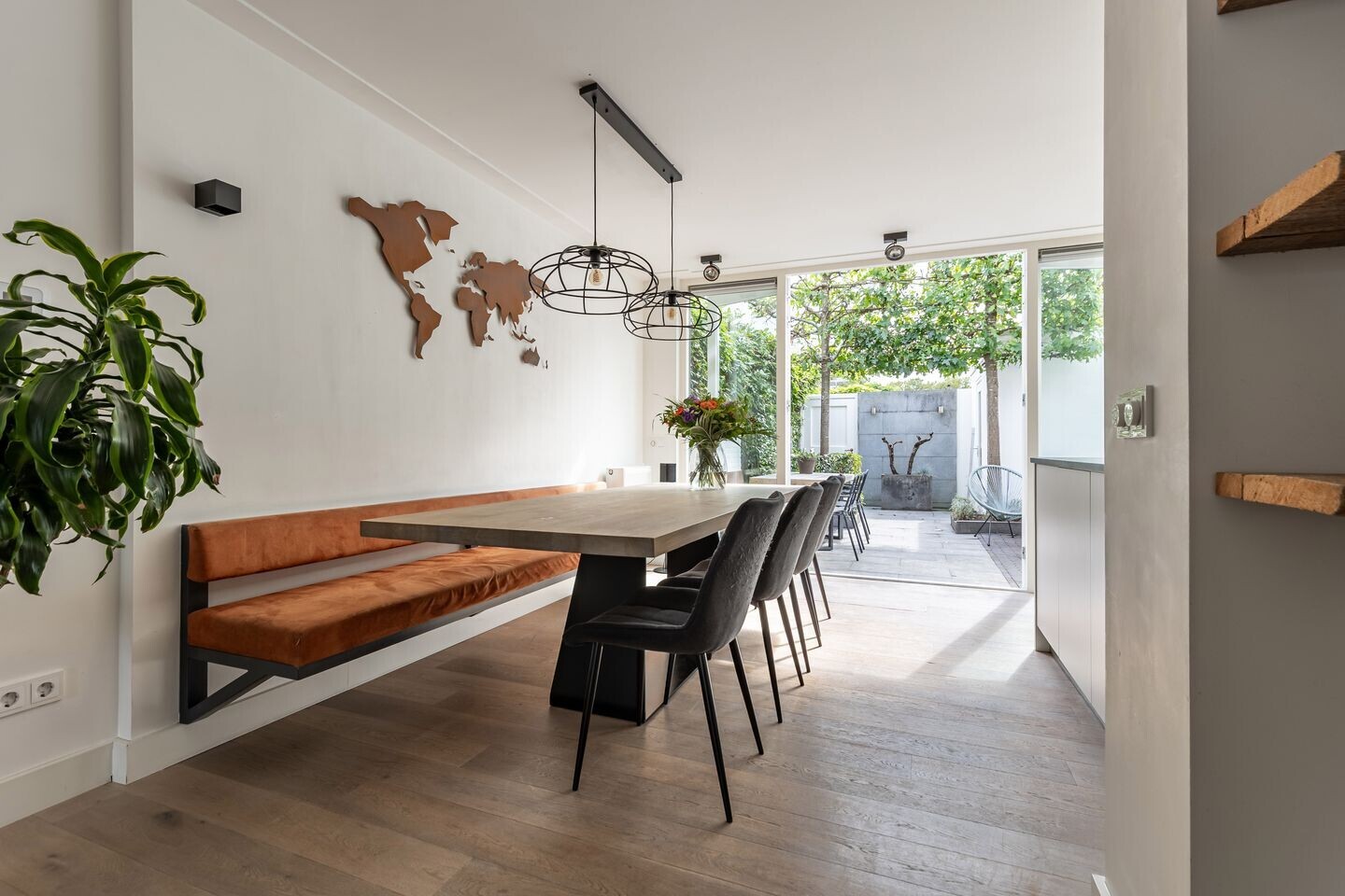 Hoekwoning te koop: mozartsingel 93, 'S-Hertogenbosch