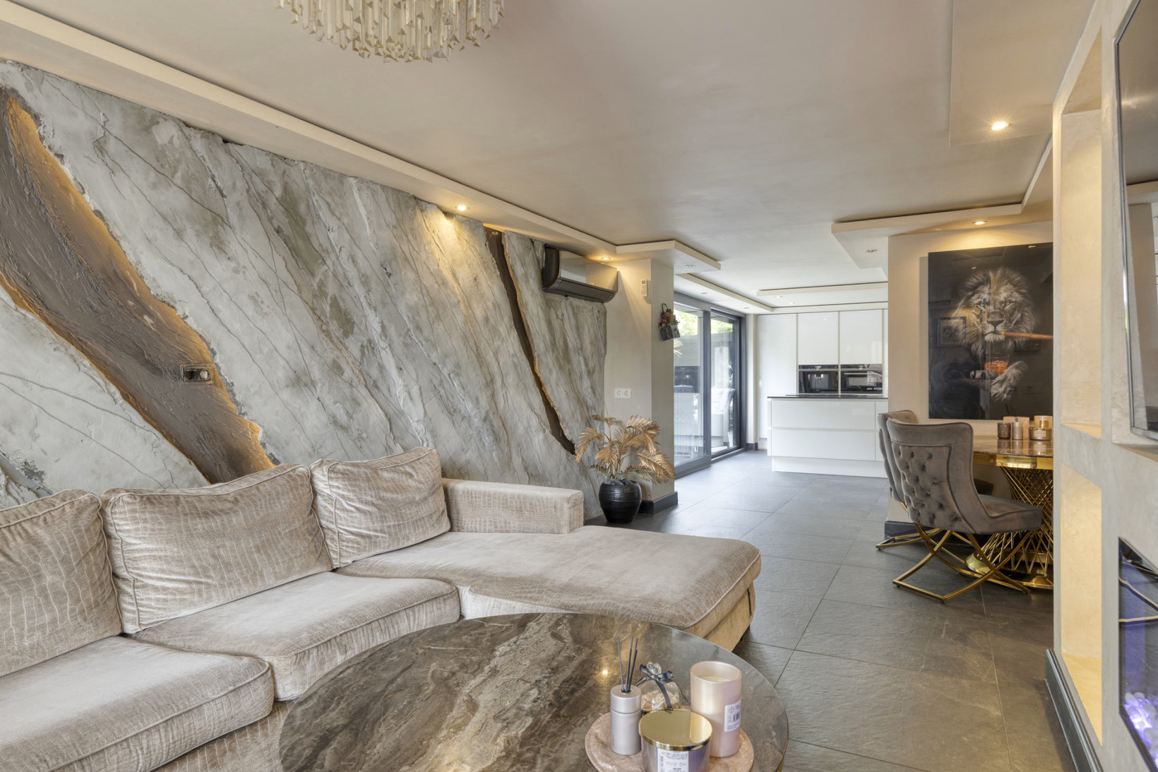 Hoekwoning te koop: Jacob van Maerlantstraat 54, 'S-Hertogenbosch