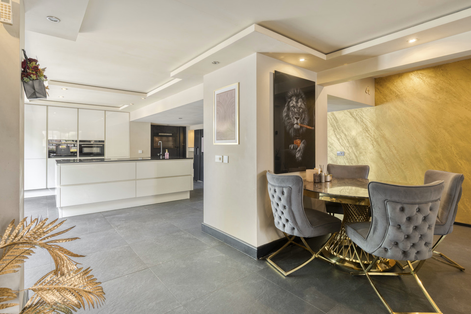 Hoekwoning te koop: Jacob van Maerlantstraat 54, 'S-Hertogenbosch