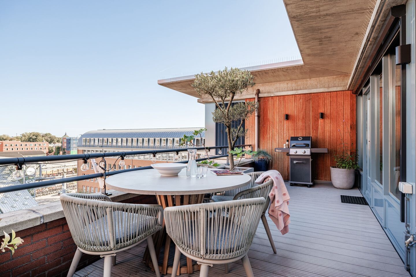 Appartement te koop: leeghwaterlaan 59, 'S-Hertogenbosch