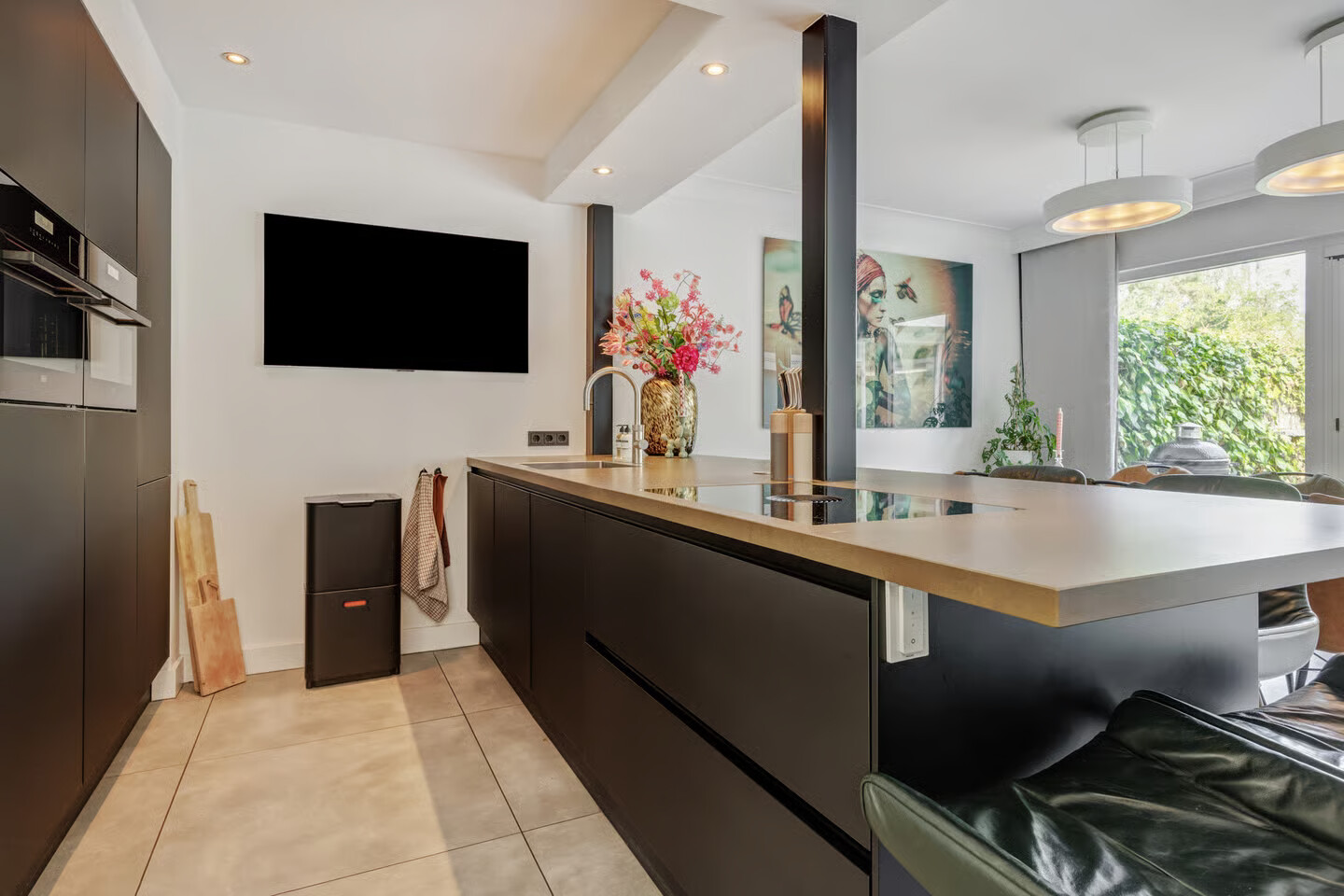 Tussenwoning te koop: Oude Vlijmenseweg 34, 'S-Hertogenbosch