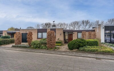 Gouverneur Borretstraat 4