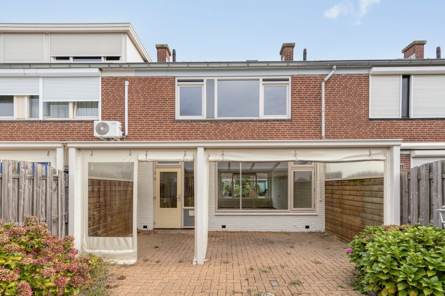 Tussenwoning te koop: Jan van Brakelstraat 10, 'S-Hertogenbosch