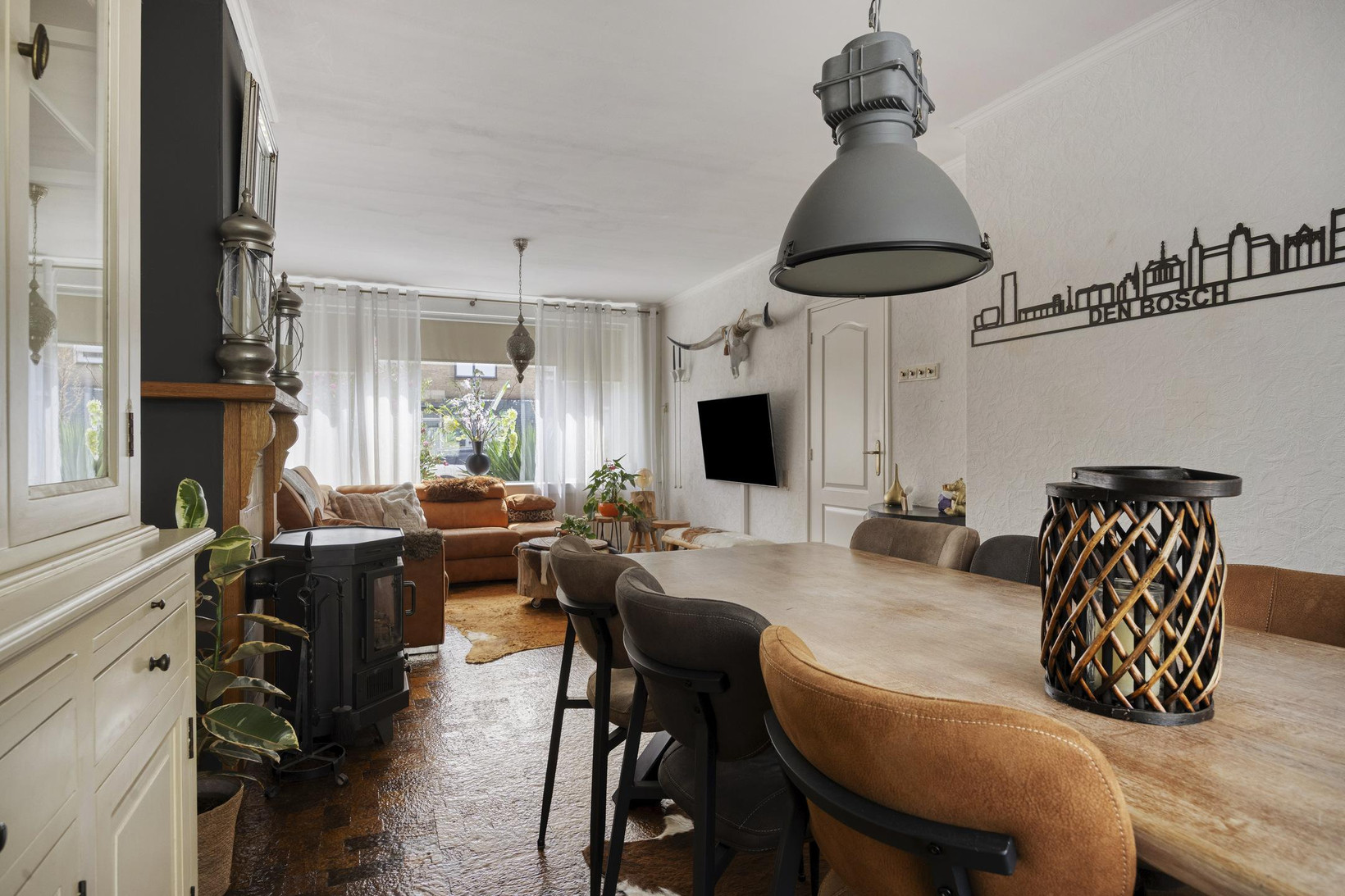 Tussenwoning te koop: Doornikstraat 16, 'S-Hertogenbosch