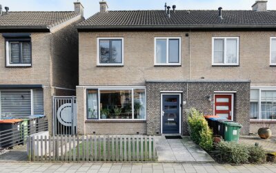 Tilburglaan 11