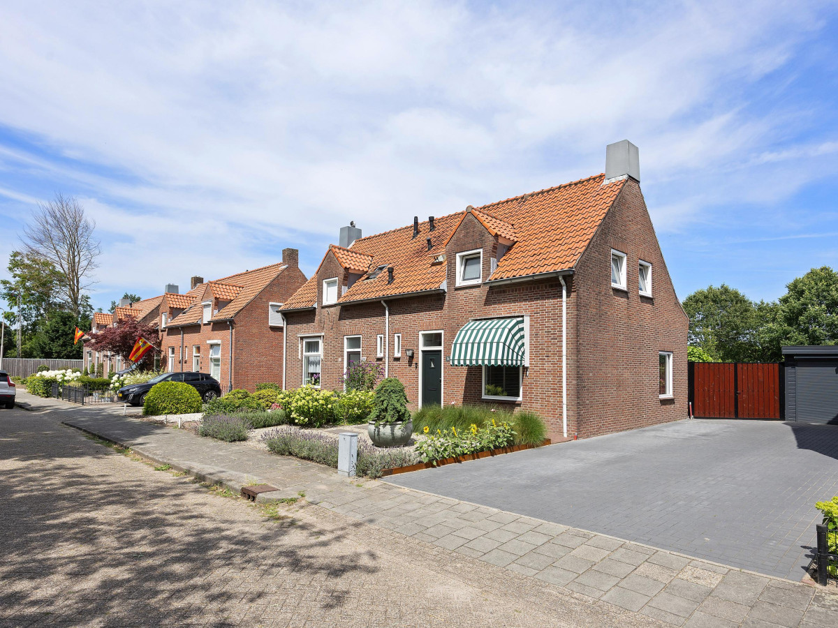 Hoekwoning te koop: Derde Rompert 90, 'S-Hertogenbosch