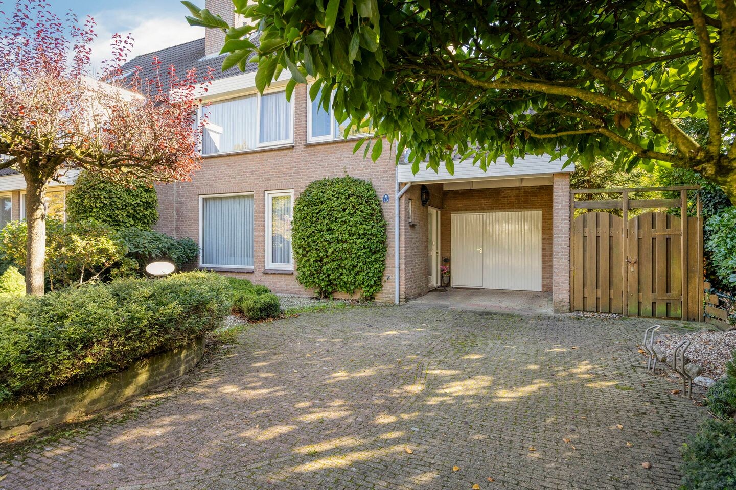 Twee-onder-één-kap te koop: Eerste Morgen 13, 'S-Hertogenbosch