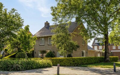 Pastoor Claassenstraat 1