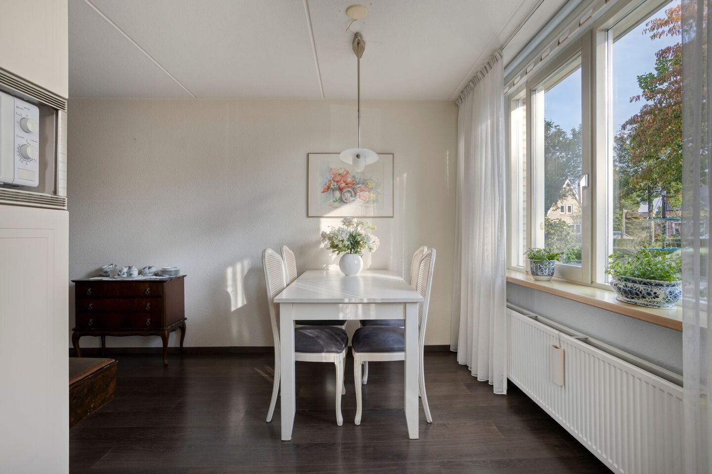 Tussenwoning te koop: Anna van Asseldonkhof 14, 'S-Hertogenbosch