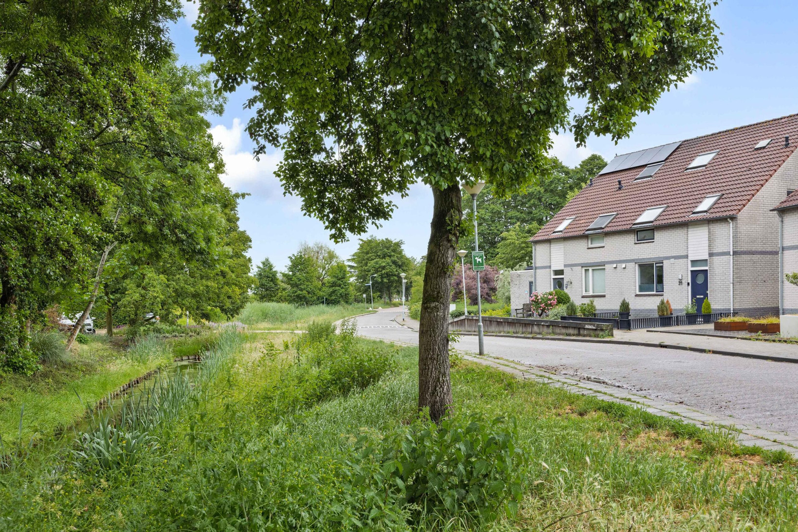 Tussenwoning te koop: Meester van Merwicklaan 31, 'S-Hertogenbosch