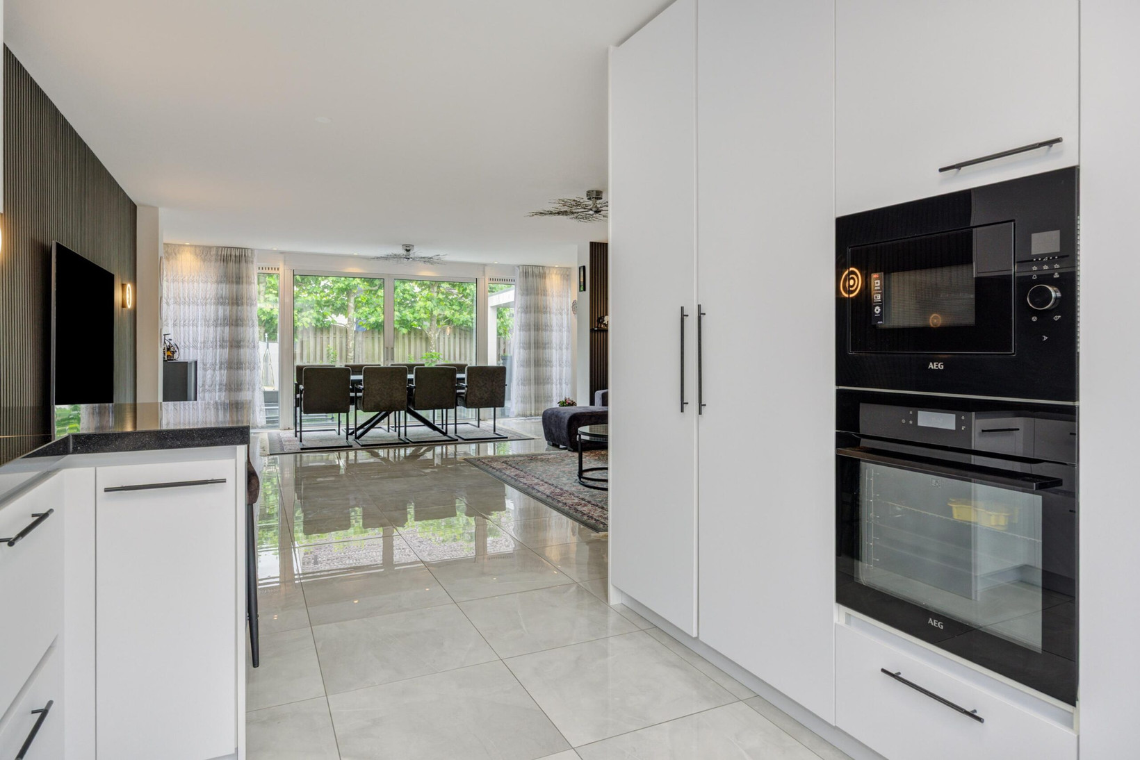 Tussenwoning te koop: Meester van Merwicklaan 31, 'S-Hertogenbosch
