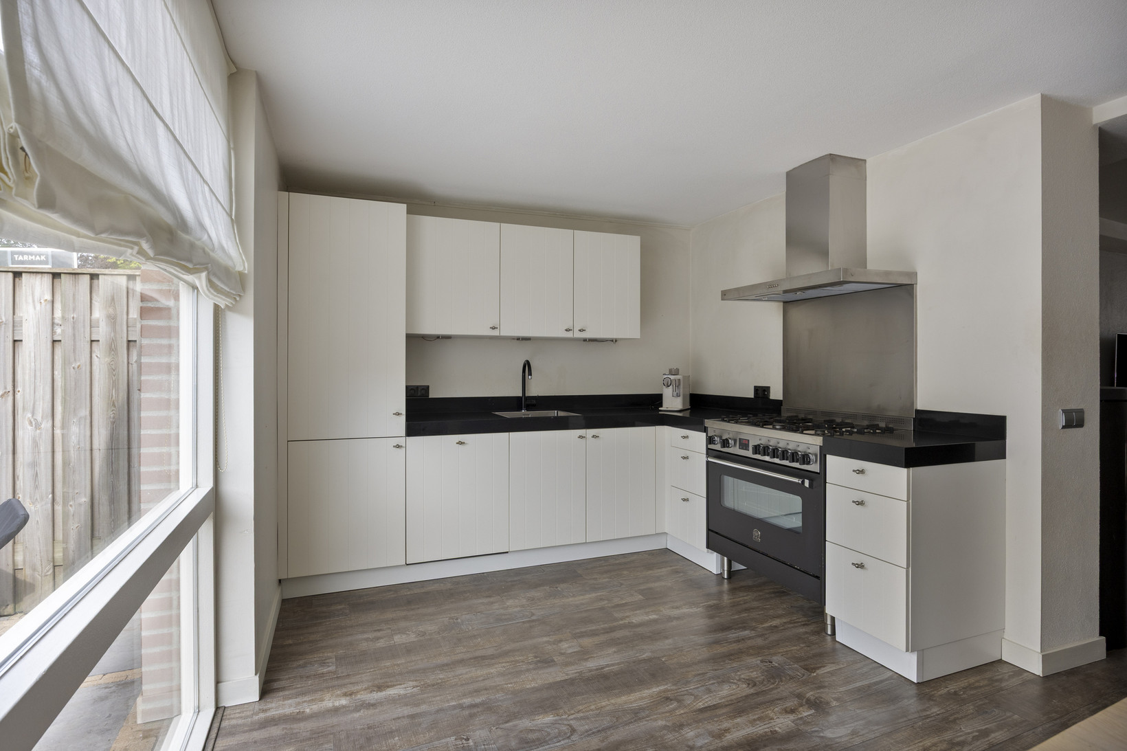 Tussenwoning te koop: Spaanse Matplein 10, 'S-Hertogenbosch