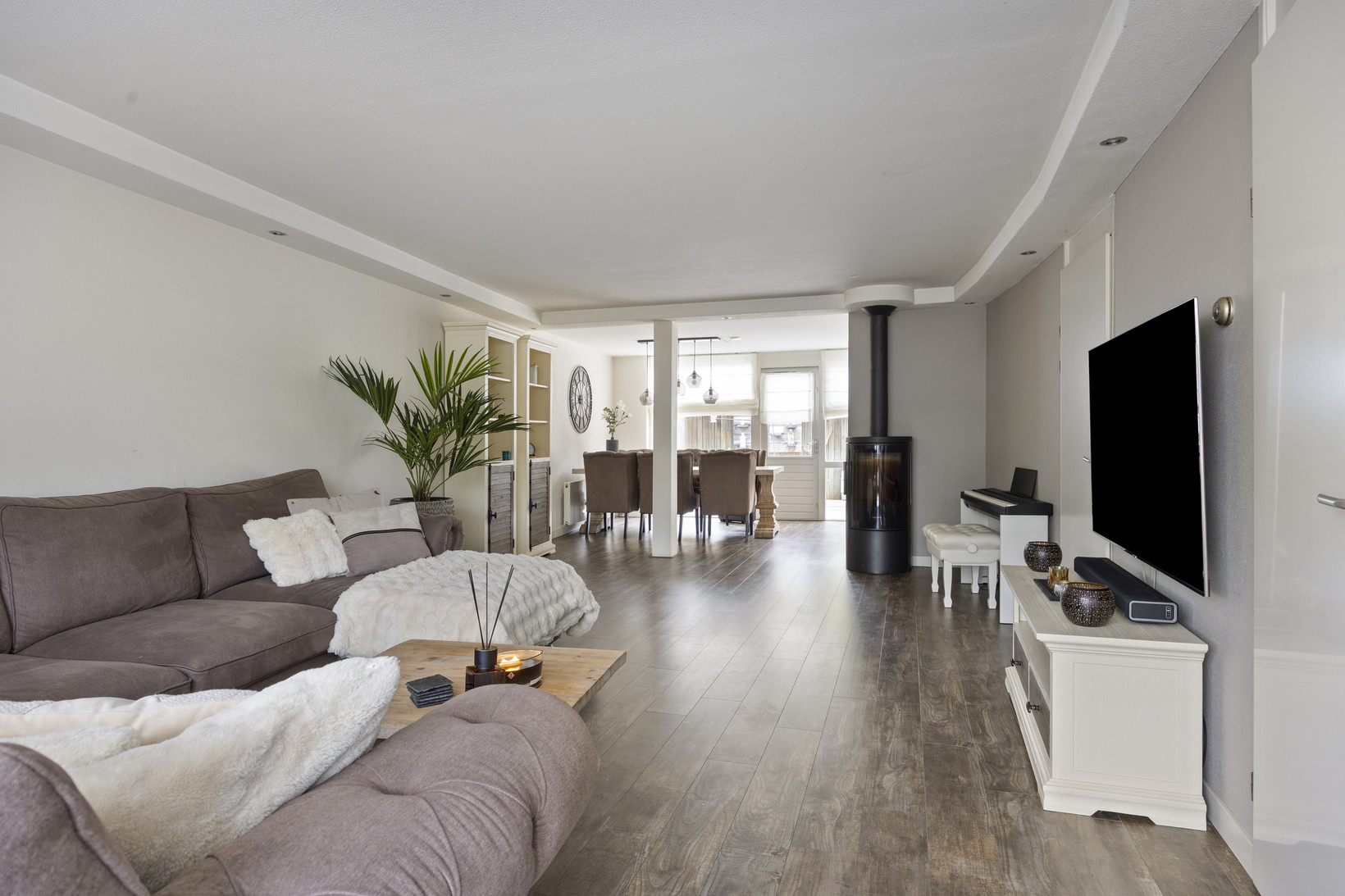 Tussenwoning te koop: Spaanse Matplein 10, 'S-Hertogenbosch