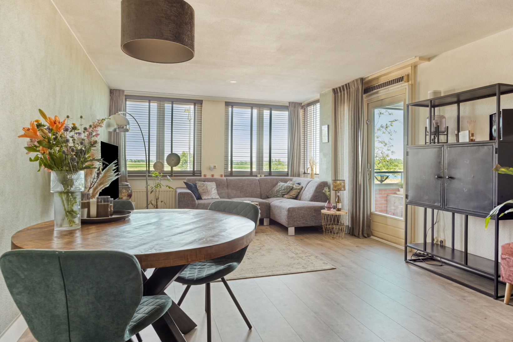 Appartement te koop: Maasboulevard 21, 'S-Hertogenbosch