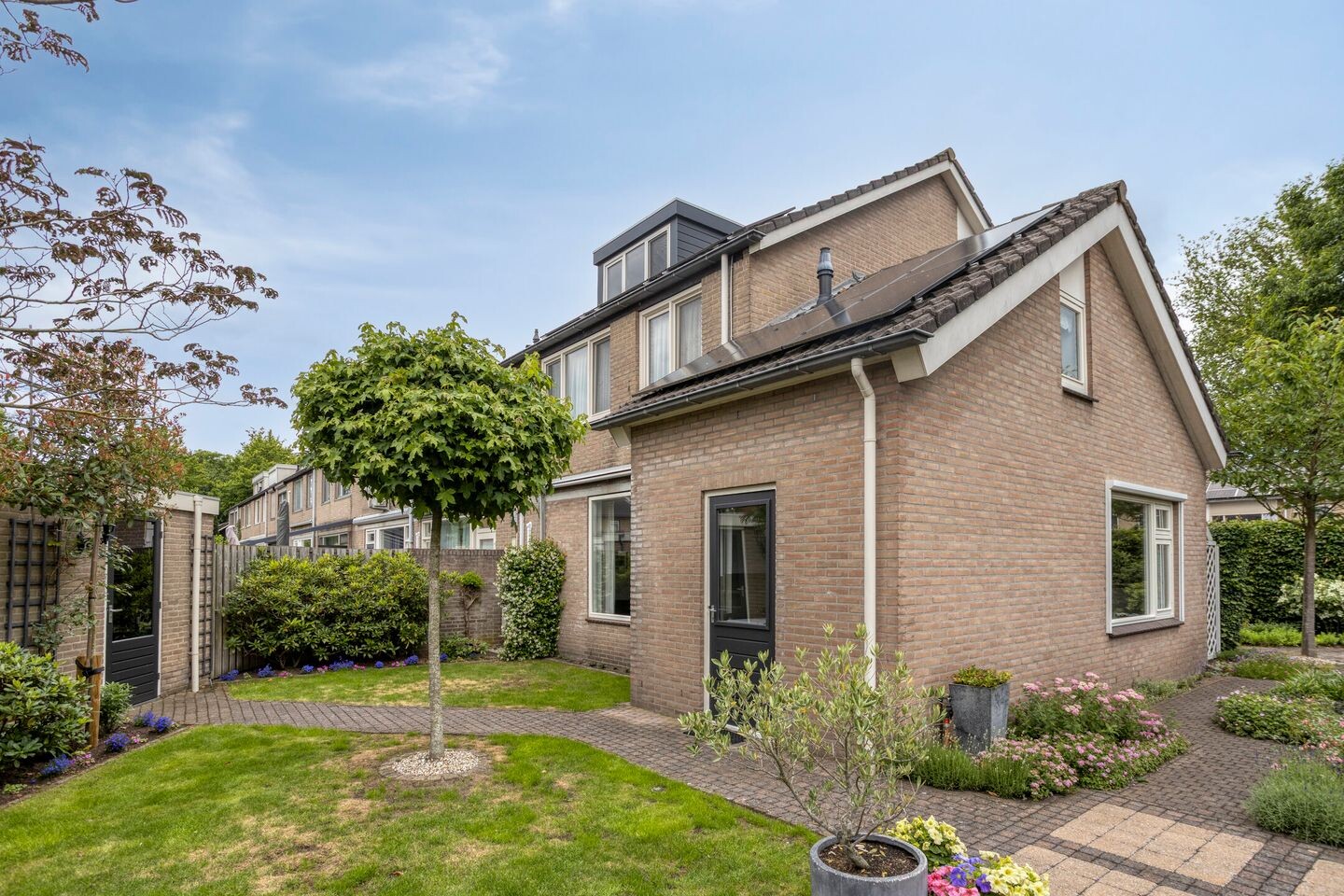 Hoekwoning te koop: Raadhuisstraat 106, Rosmalen