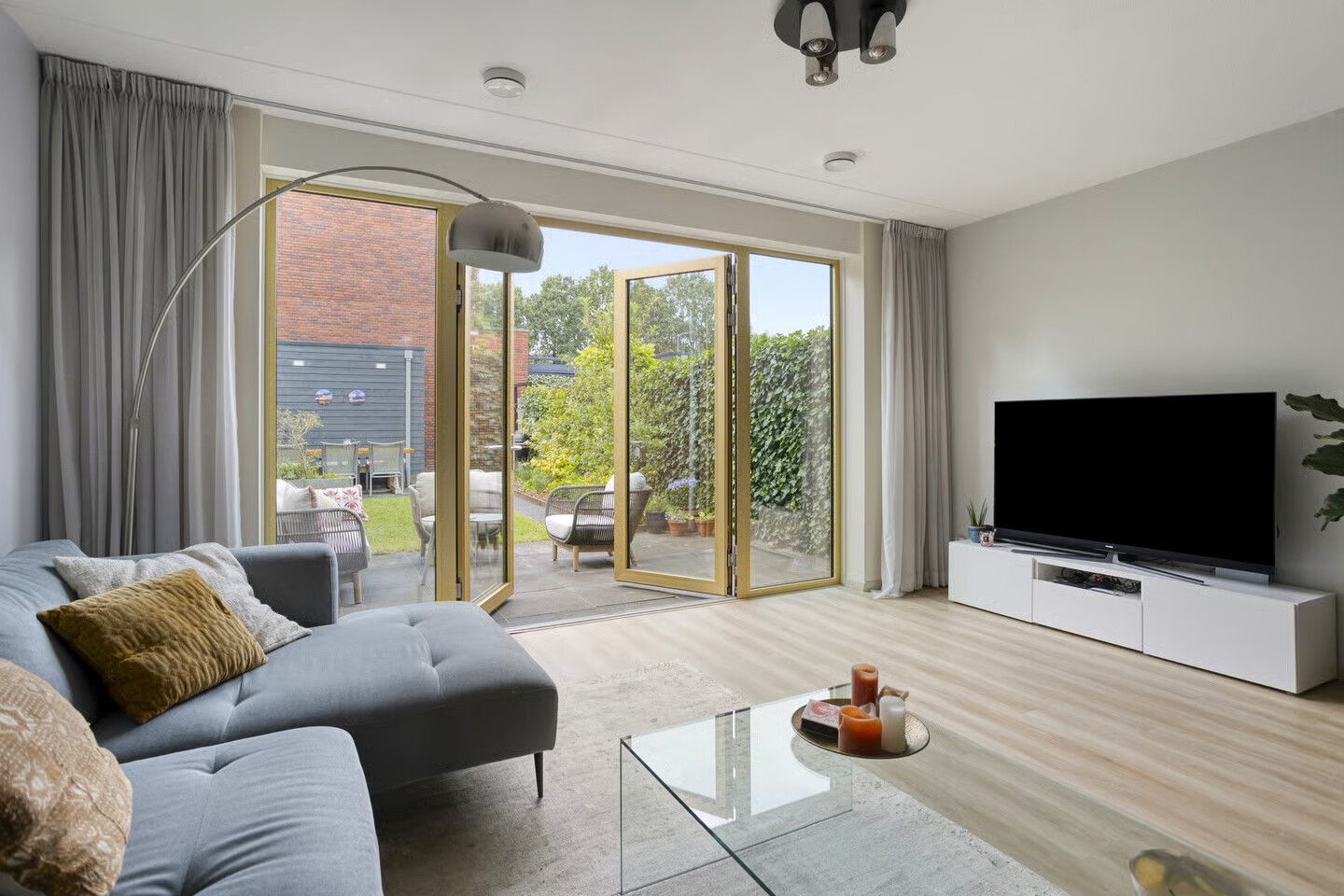 Tussenwoning te koop: De Hoef 528, Rosmalen