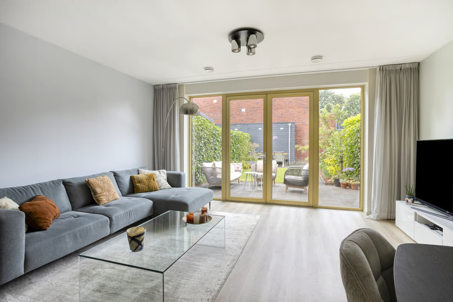 Tussenwoning te koop: De Hoef 528, Rosmalen