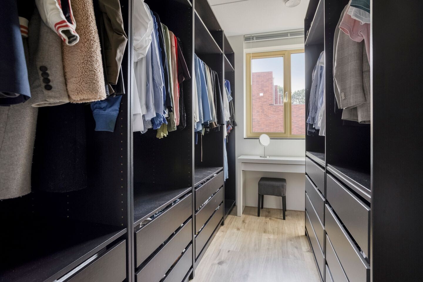Tussenwoning te koop: De Hoef 528, Rosmalen