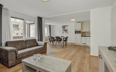 van Meeuwenstraat 23