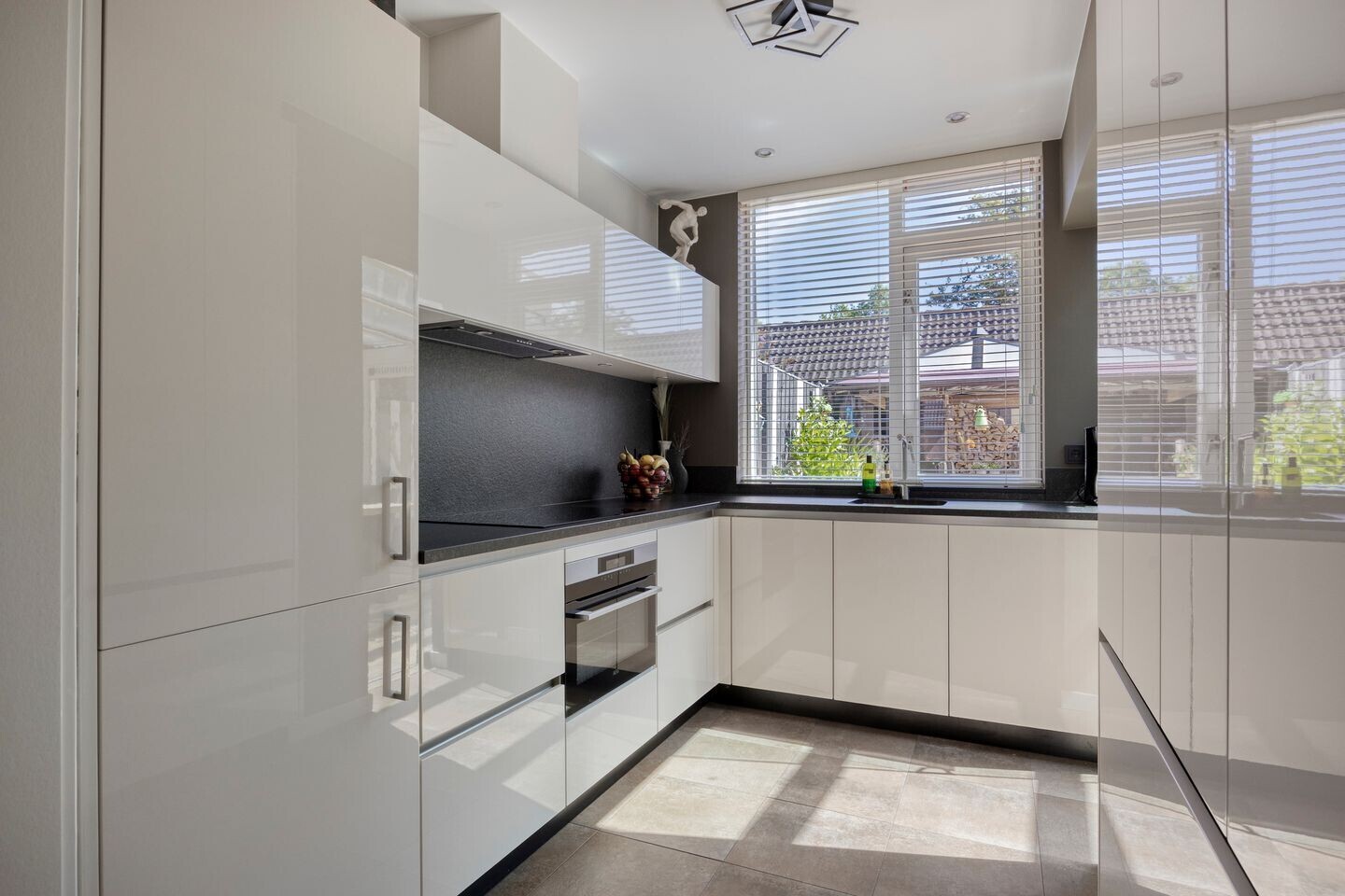 Tussenwoning te koop: Brabanthoeven 22, Rosmalen