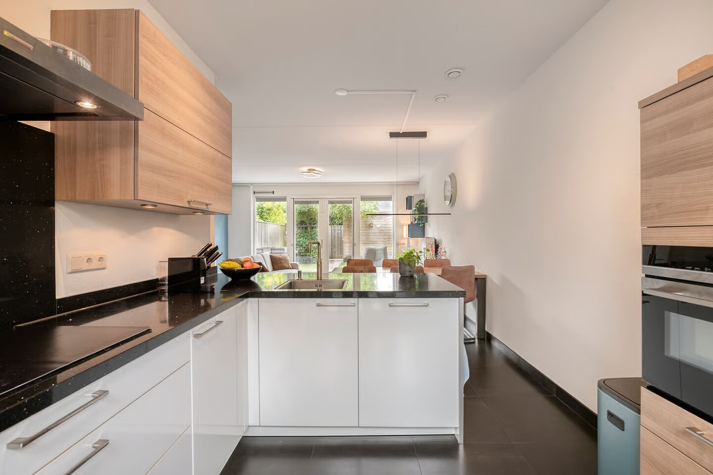 Tussenwoning te koop: Crescendoweg 21, Rosmalen