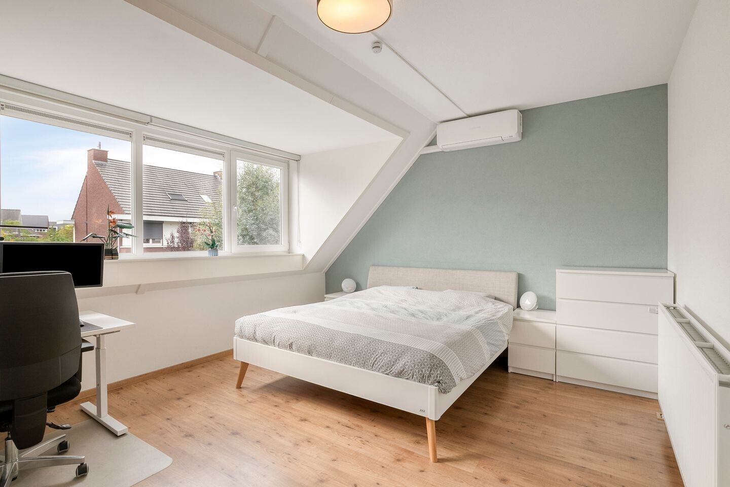 Tussenwoning te koop: Crescendoweg 21, Rosmalen