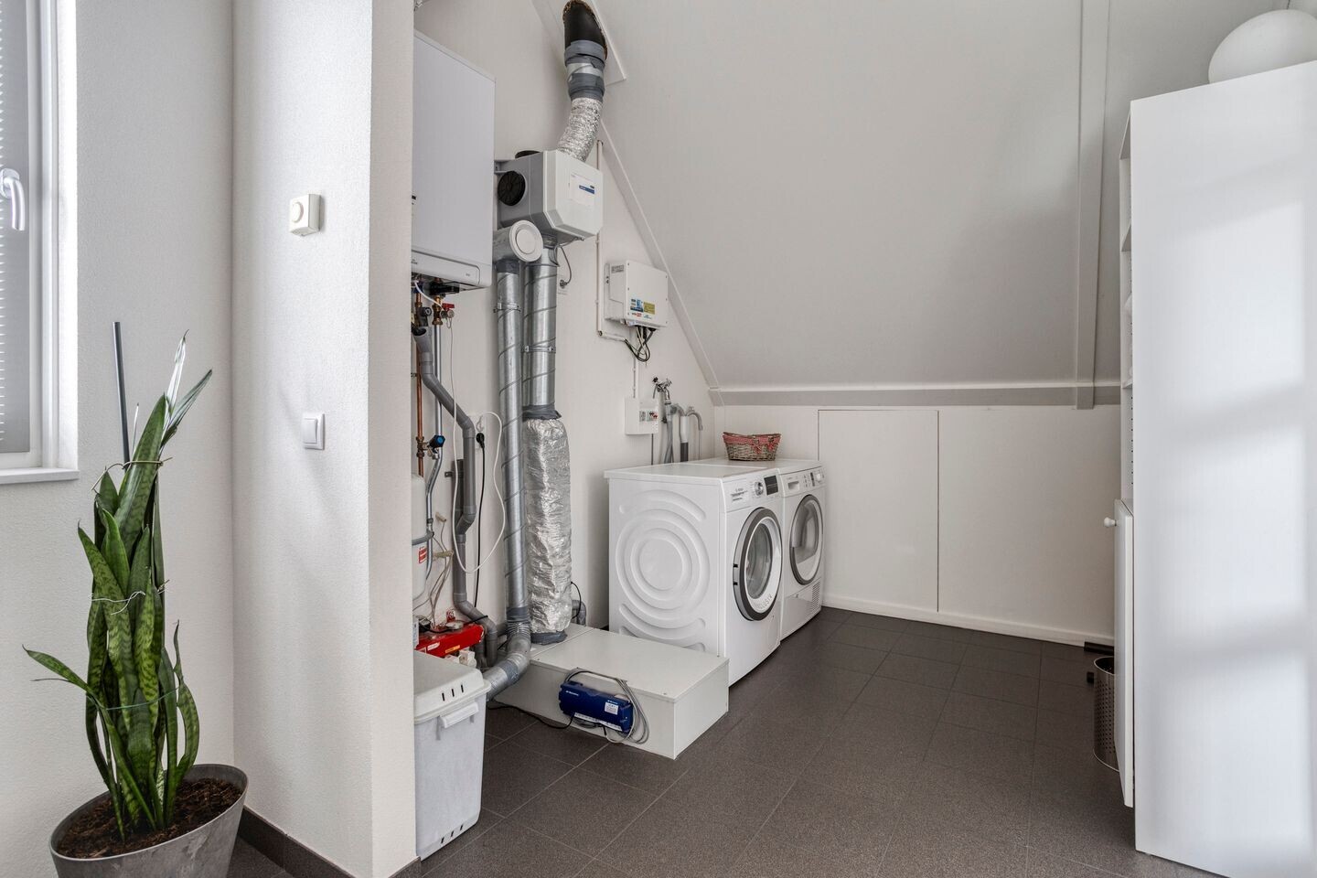 Tussenwoning te koop: Refreinstraat 15, Rosmalen