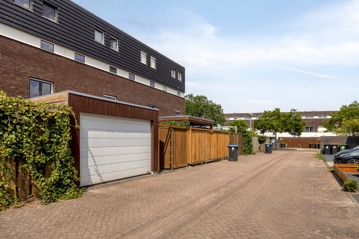Tussenwoning te koop: Deltalaan 8, Rosmalen