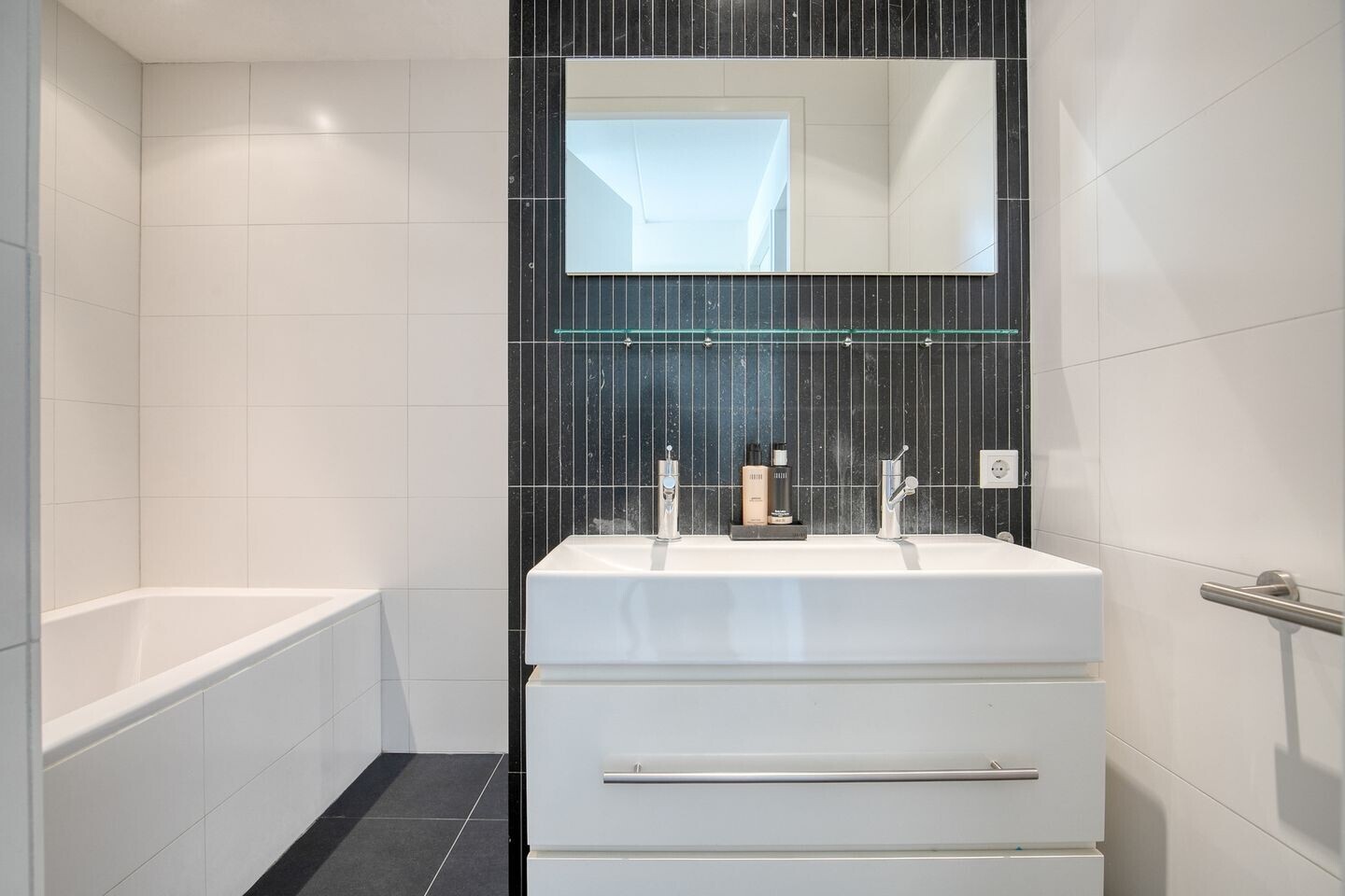 Tussenwoning te koop: Indigoweg 43, Rosmalen