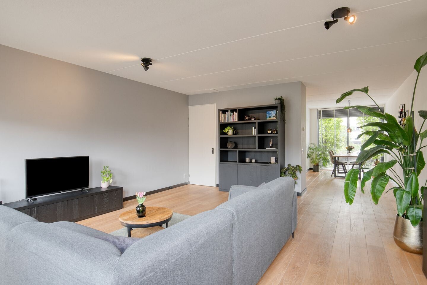 Tussenwoning te koop: Indigoweg 43, Rosmalen