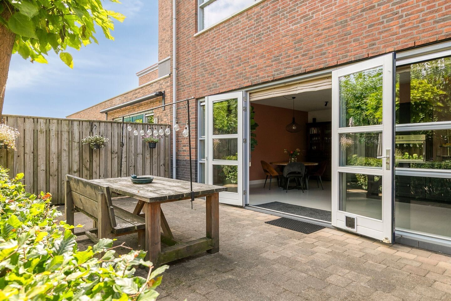 Tussenwoning te koop: Emeraldpad 24, Rosmalen