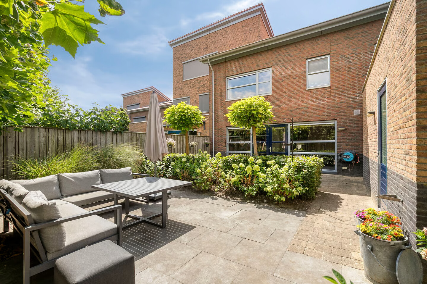 Tussenwoning te koop: Emeraldpad 24, Rosmalen