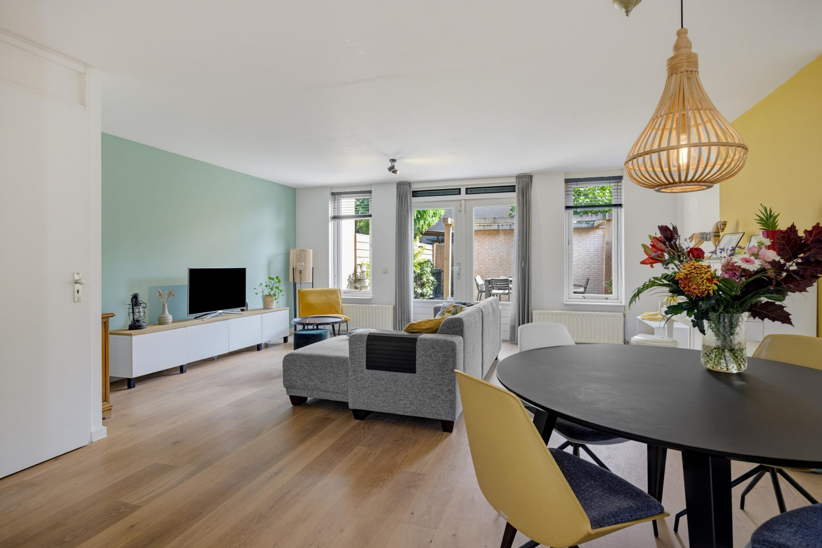 Tussenwoning te koop: Oosteinderweg 115, Rosmalen