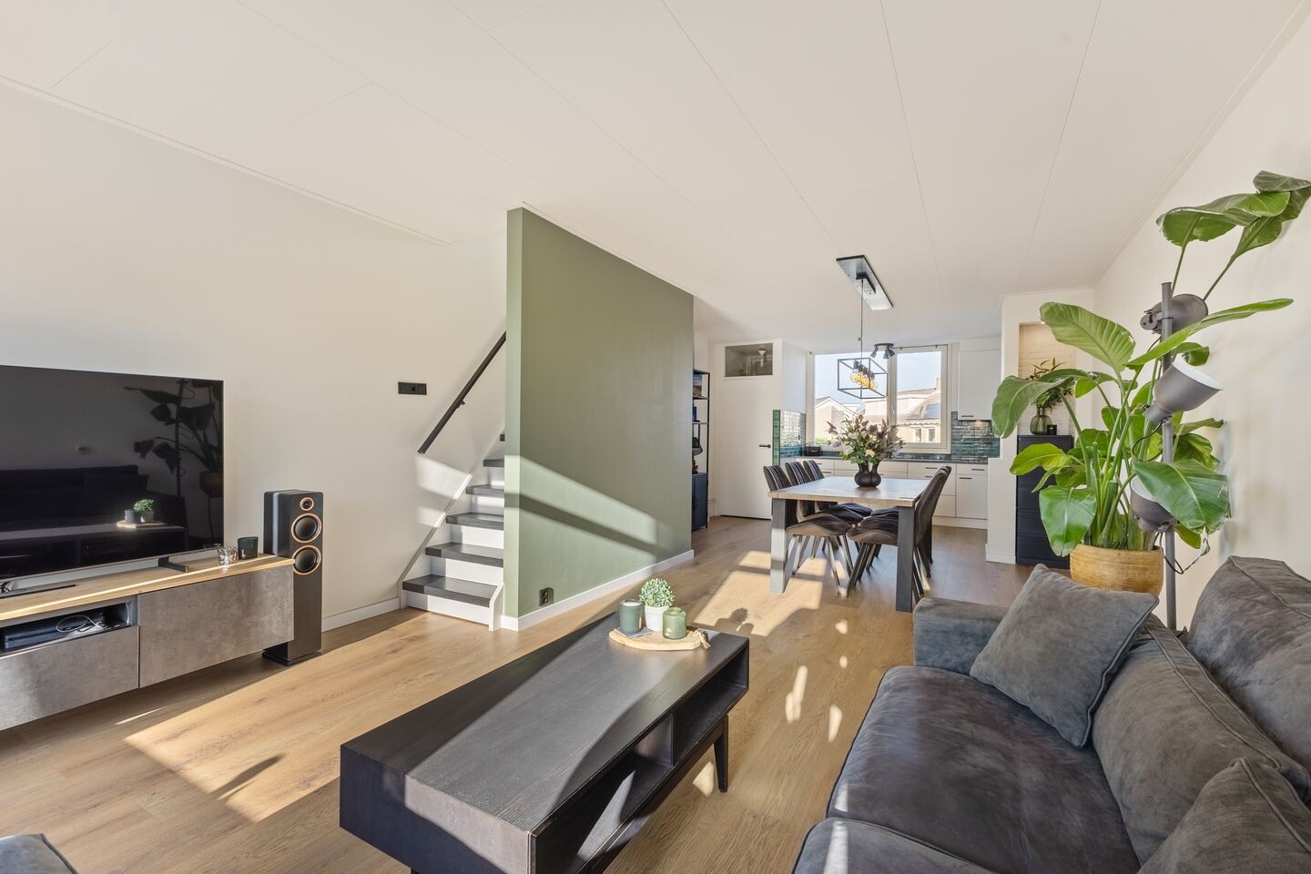 Tussenwoning te koop: Borredreef 10, Vlijmen