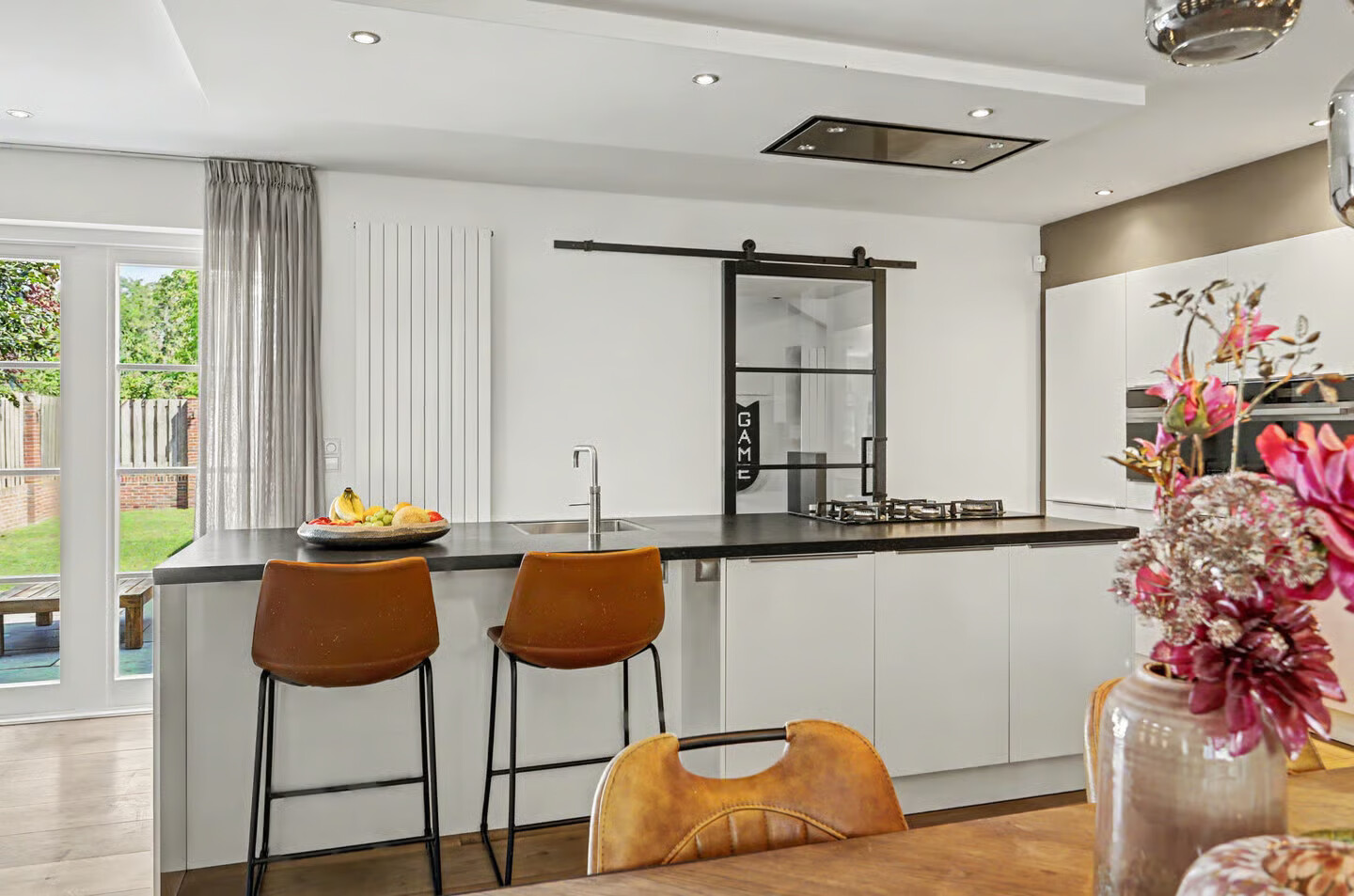 Hoekwoning te koop: Monseigneur van Kesselstraat 13, Vlijmen