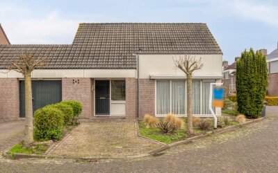 Onze Lieve Vrouweschutsstraat 8