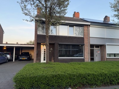 Jonkheer de la Courtstraat 21