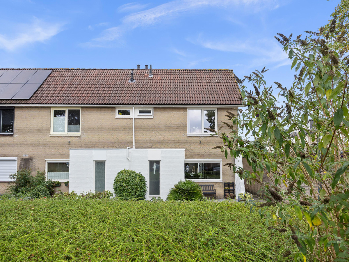 Appartement te koop: Burgemeester van Houtplein 17A, Vlijmen