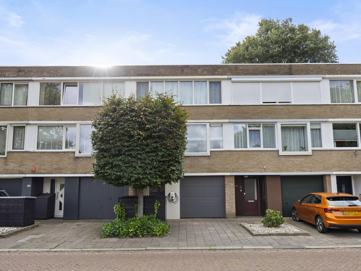 Hoekwoning te koop: Den Uylplein 36, Vlijmen