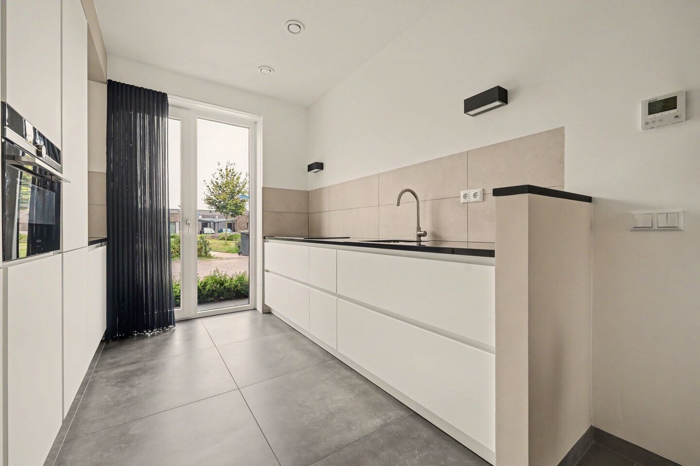 Hoekwoning te koop: Kweepeer 16, Vlijmen