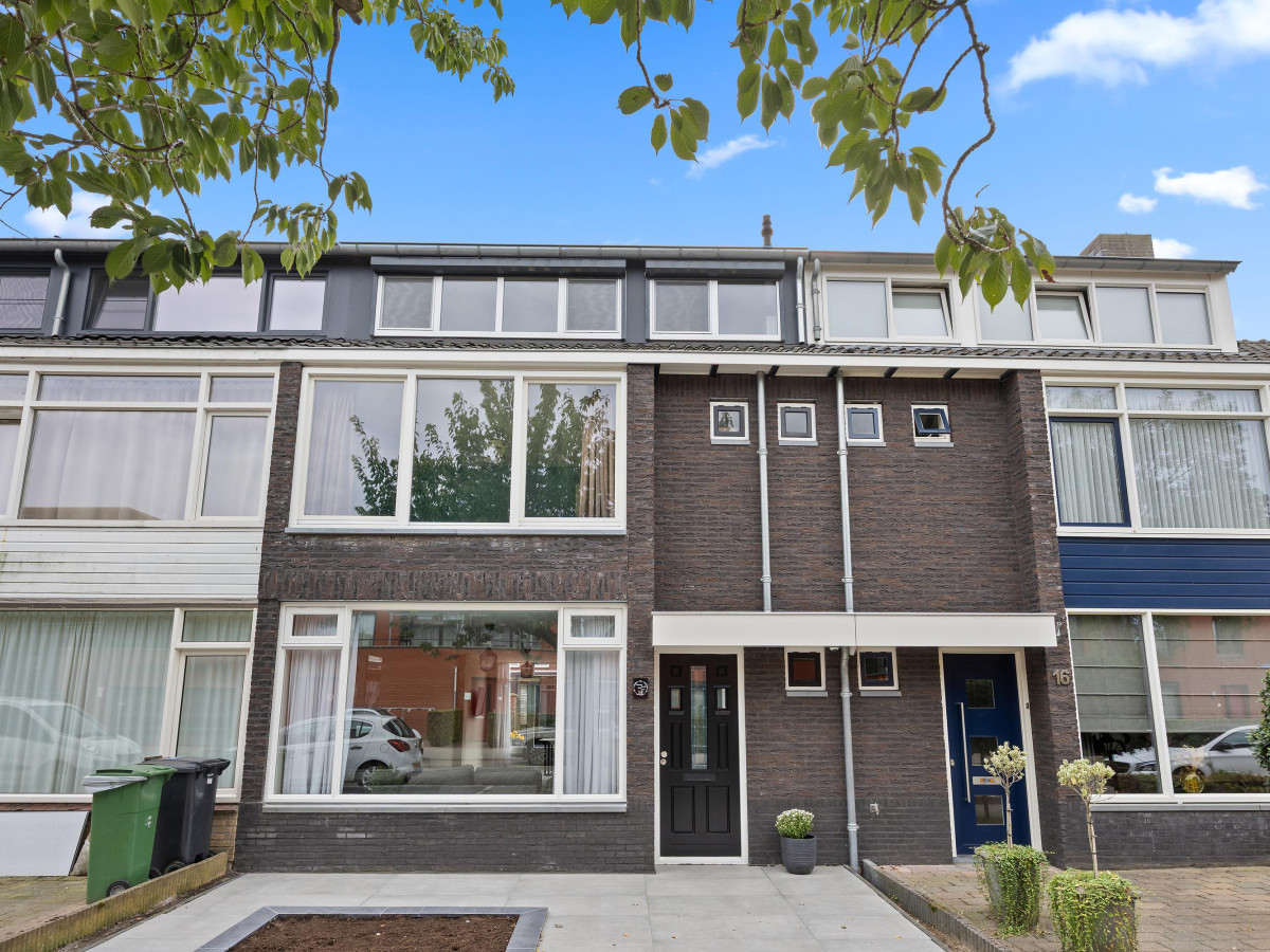 Tussenwoning te koop: Marconilaan 6, Vlijmen