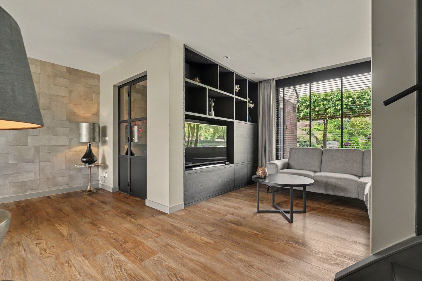 Hoekwoning te koop: Nobellaan 1, Vlijmen