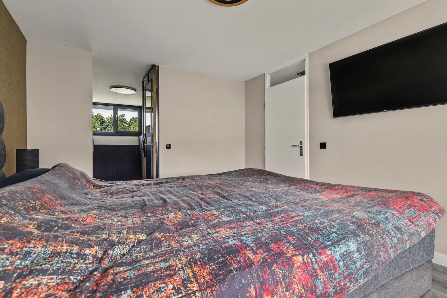 Hoekwoning te koop: Nobellaan 1, Vlijmen