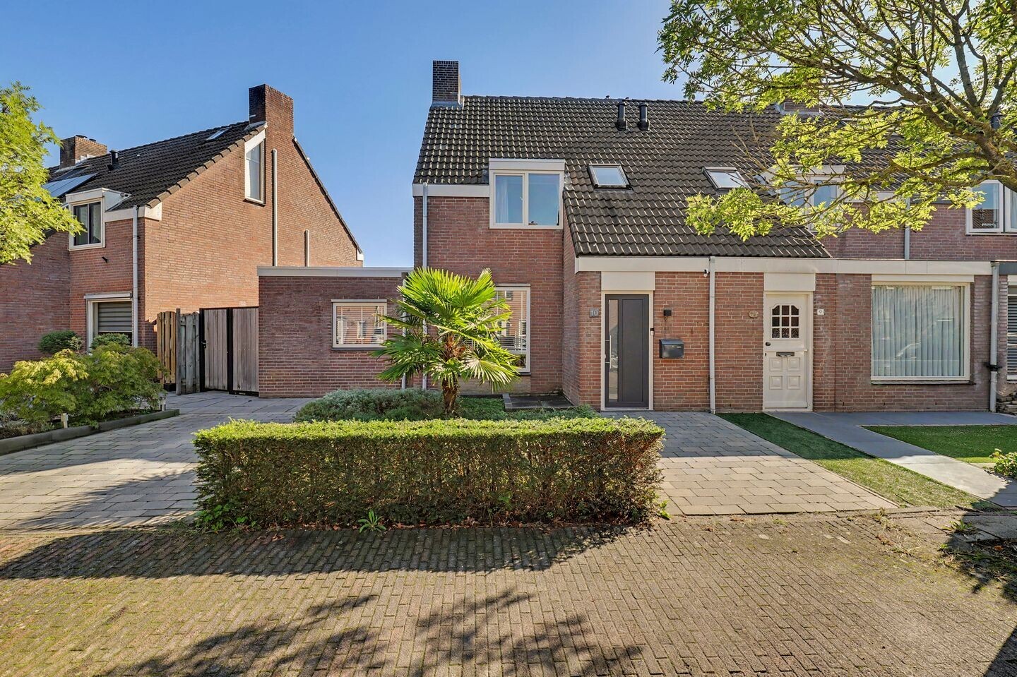 Hoekwoning te koop: Thorbeckeplein 10, Vlijmen