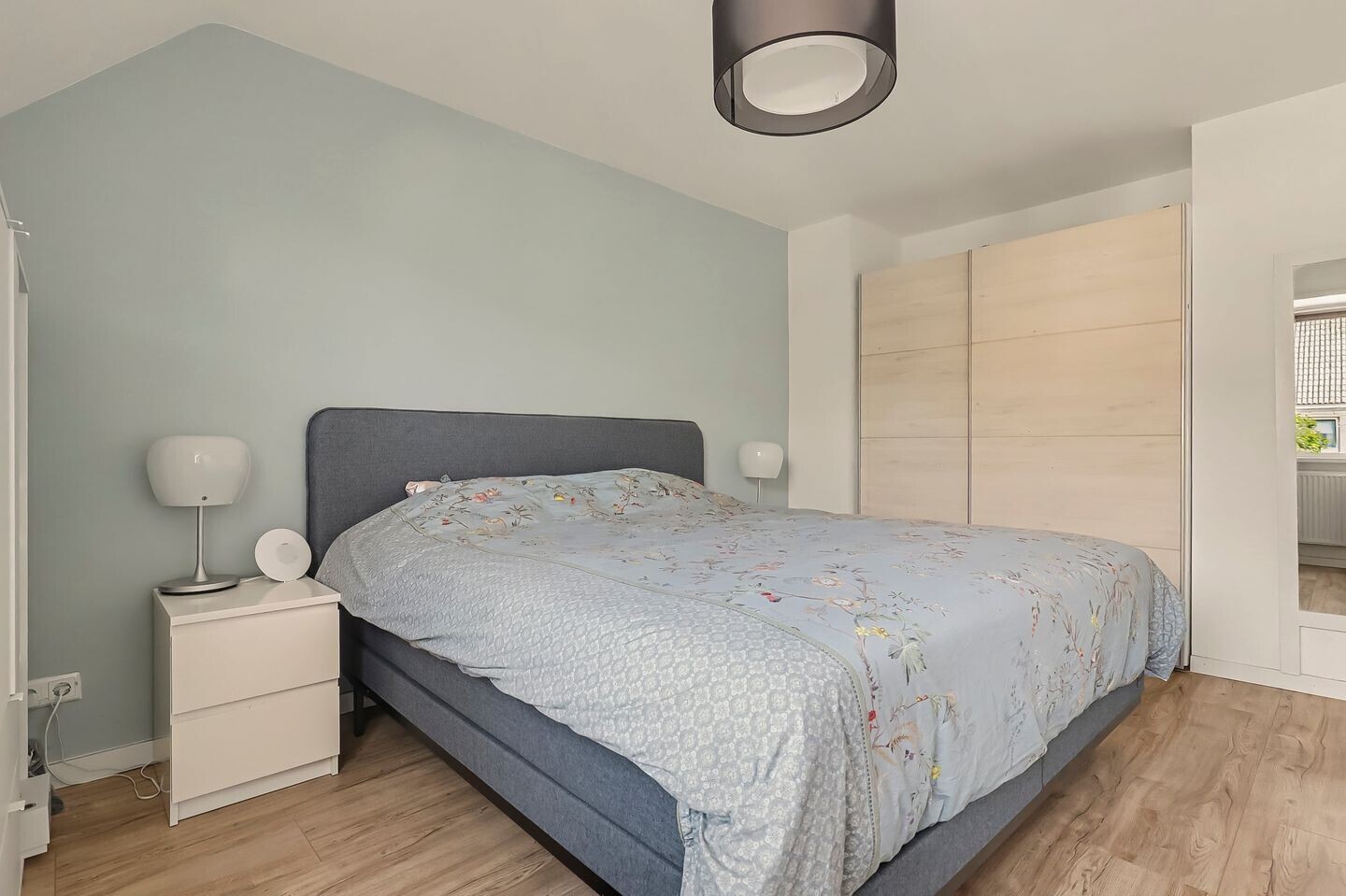 Hoekwoning te koop: Thorbeckeplein 10, Vlijmen