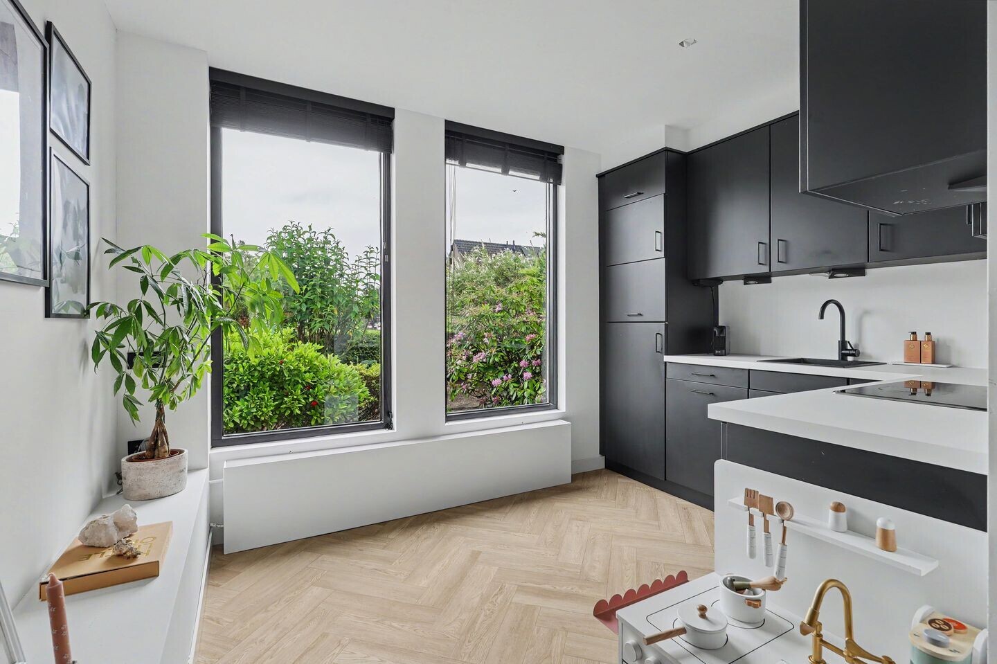 Hoekwoning te koop: Costerlaan 1, Vlijmen
